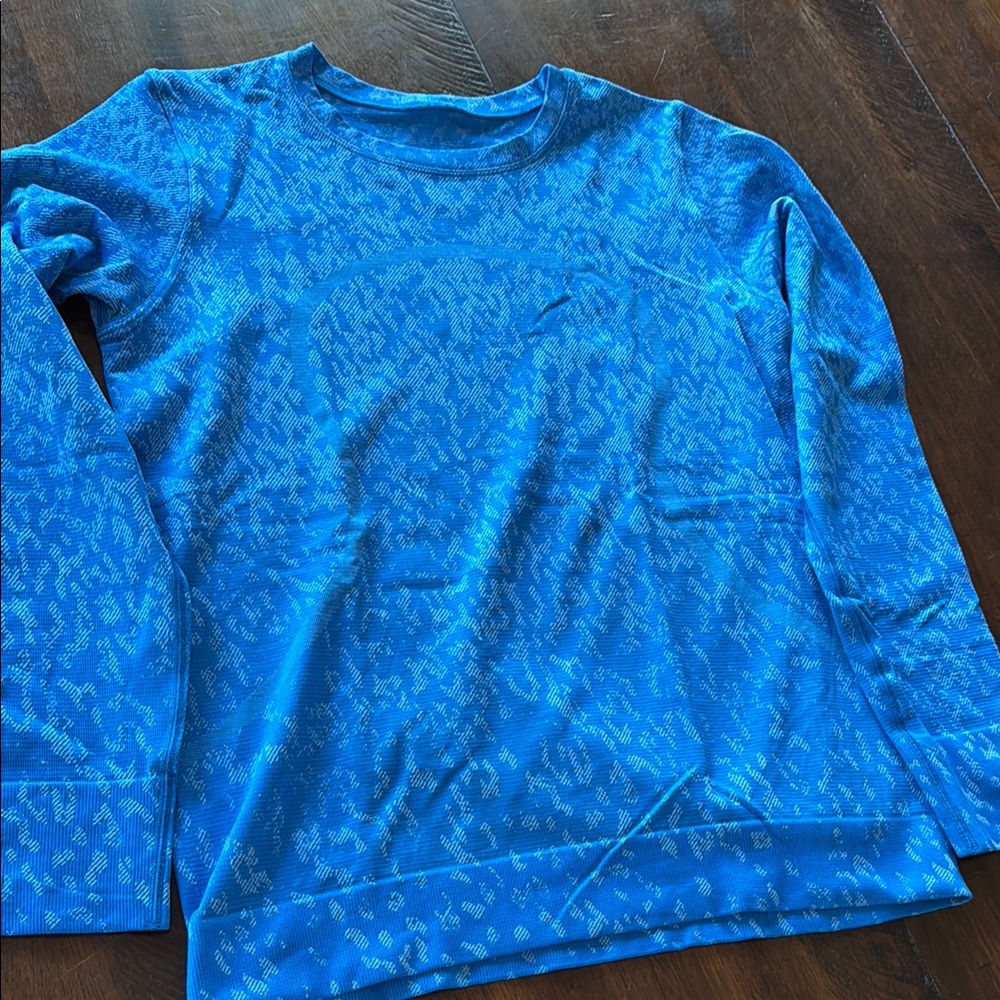 Lululemon Swiftly Blue Patterned Long Sleeve Shirt